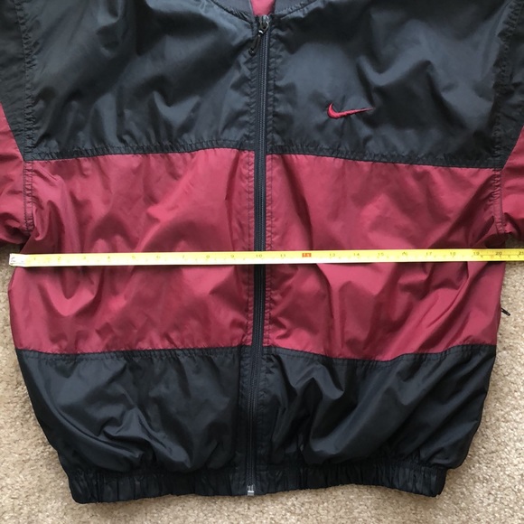 COPY - Women’s VINTAGE Nike Black/Maroon Windbreaker Jacket sz M (8-10) - Picture 6 of 16